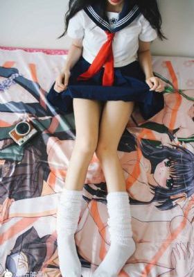 秋霞三级伦电影