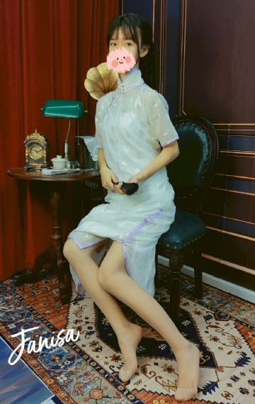盒子里的猫
