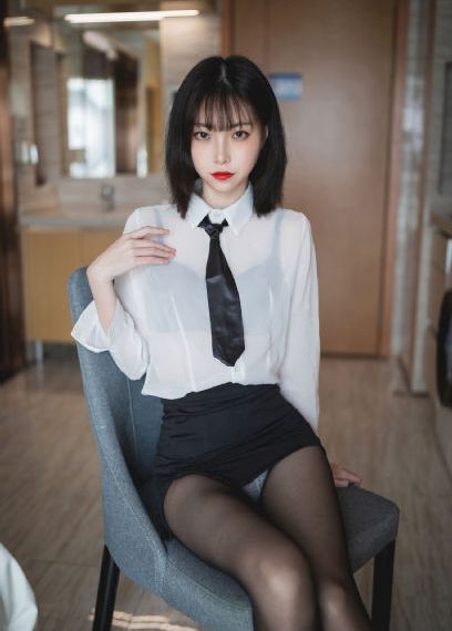 第一次爱的人免费看电视
