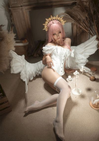 邪神与厨二病少女第一季免费观看